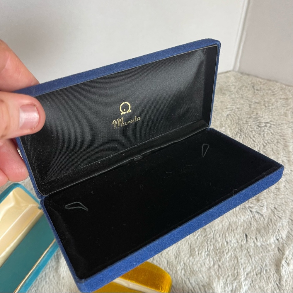 Vintage Elegant Velvet Jewelry Box Set of 8 Colorful - Picture 11 of 13